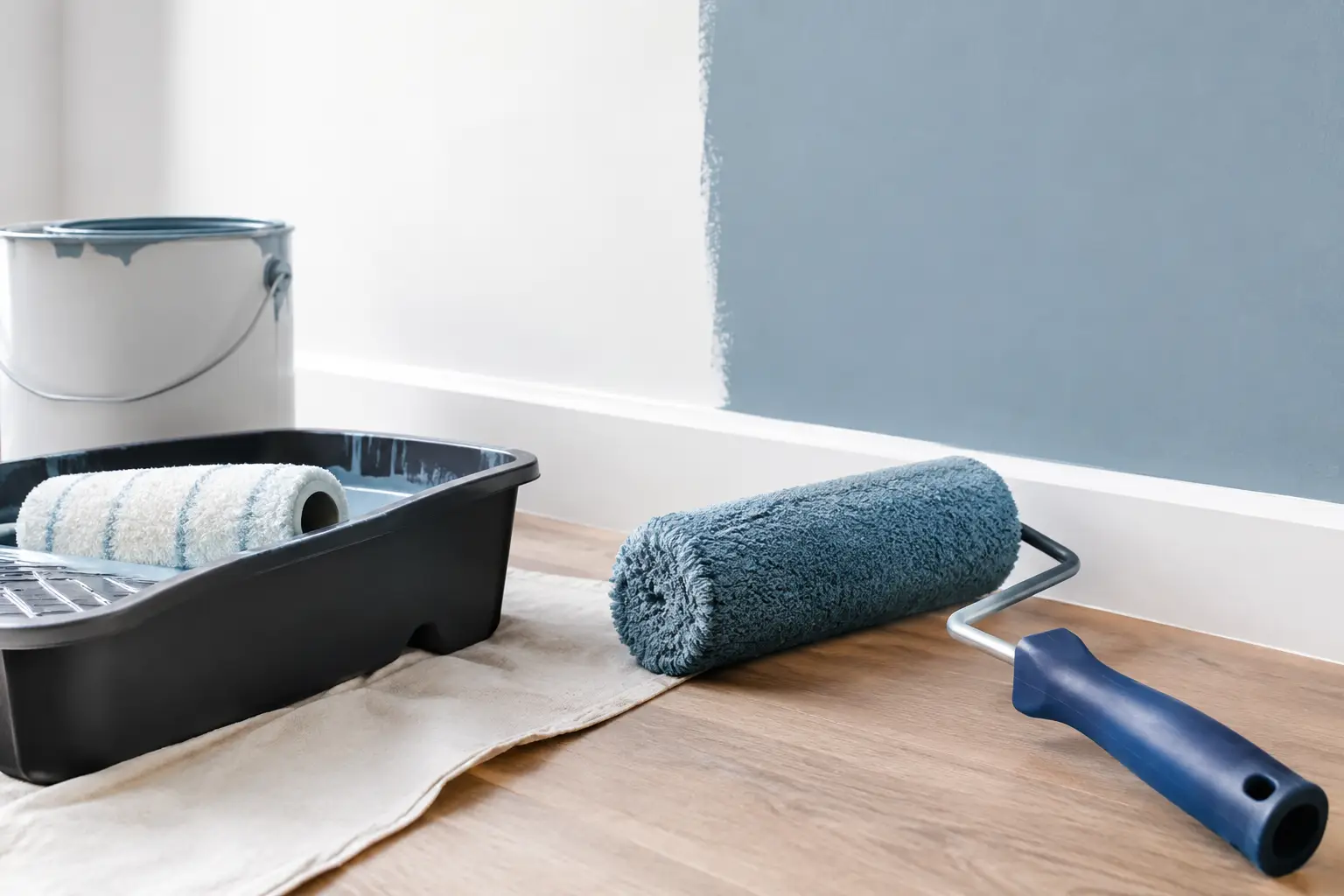 Roller Covers for Smooth Walls That Paint Cleanly